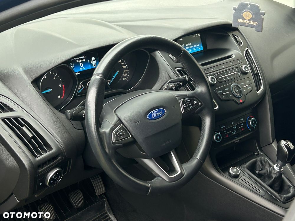Ford Focus 1.5 EcoBlue Connected - 13
