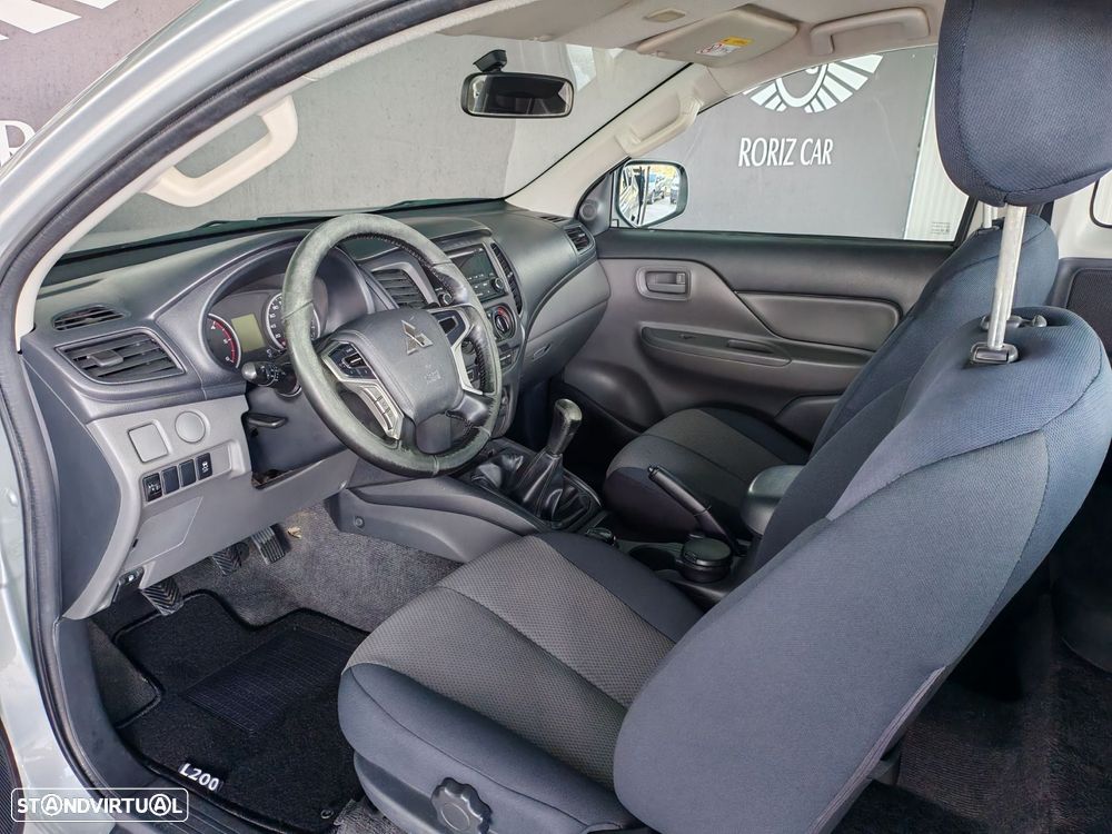 Mitsubishi L200 2.4 DI-D CD Invite 4WD - 7