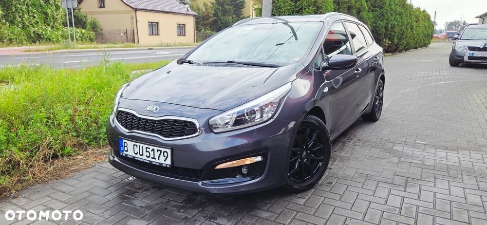 Kia Ceed 1.6 GDI ISG SW Dream Team Edition - 1
