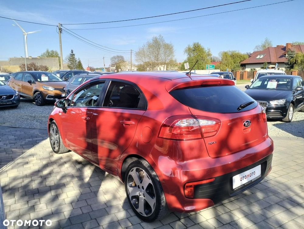 Kia Rio - 6