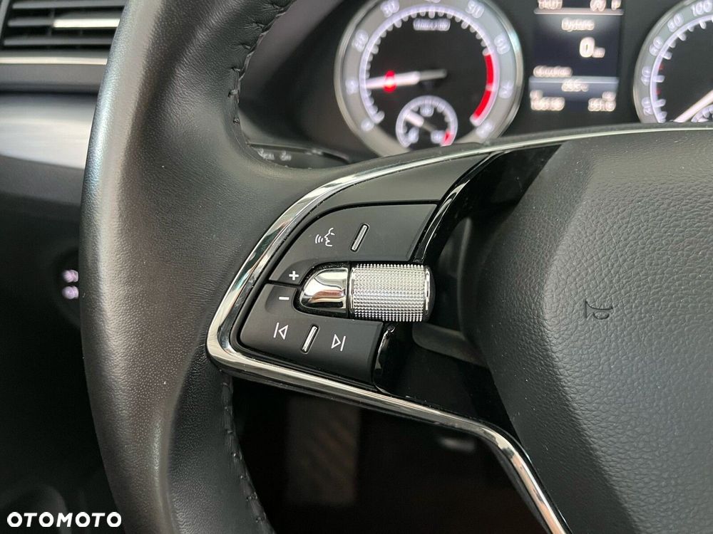 Skoda Superb 2.0 TSI Ambition DSG - 24