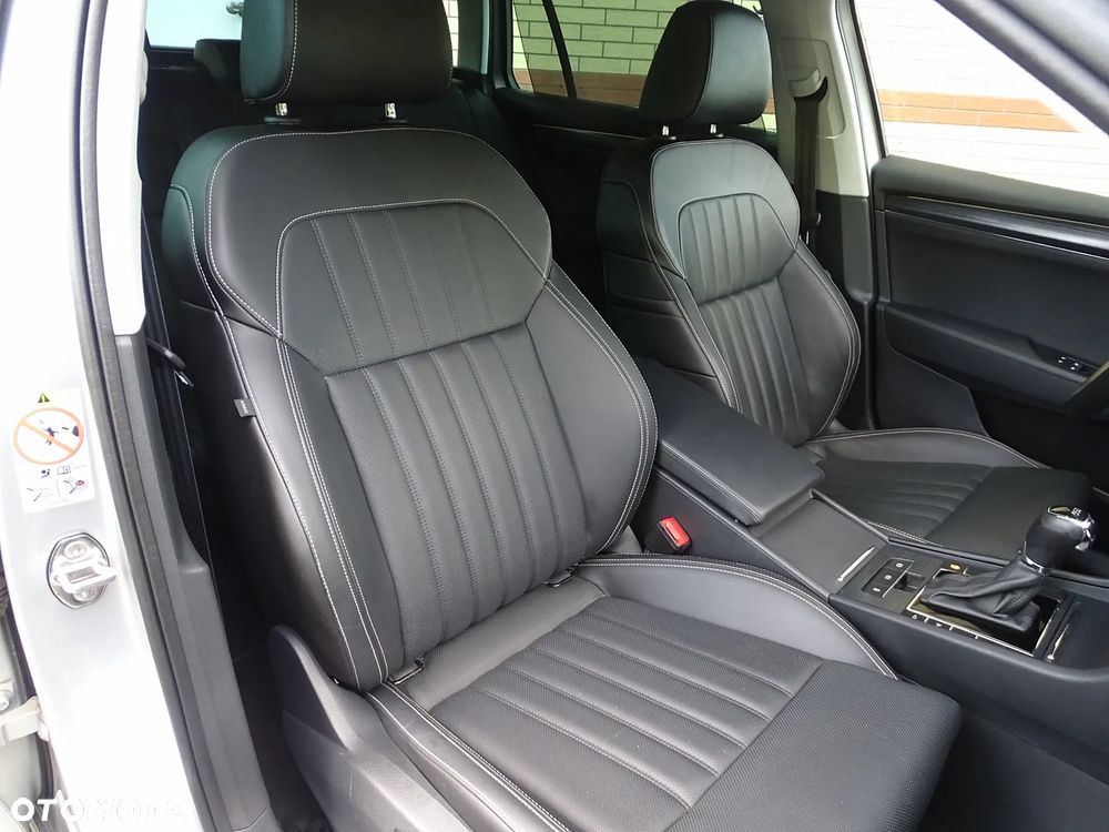 Skoda Superb 2.0 TDI SCR Style DSG - 18