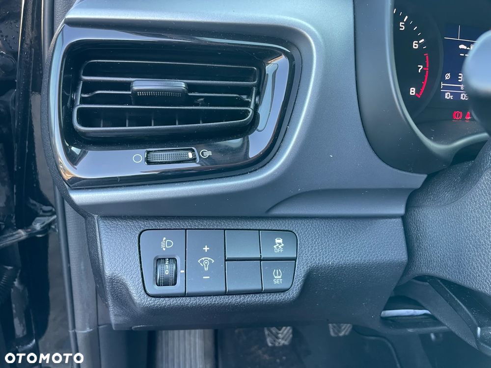 Kia Stonic - 20