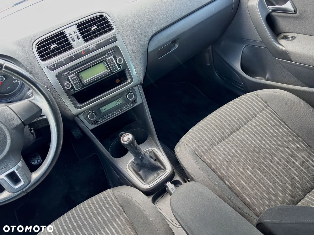 Volkswagen Polo 1.4 16V Highline - 20