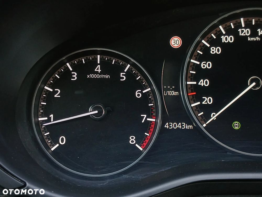 Mazda 3 2.0 mHEV Exclusive Line - 8