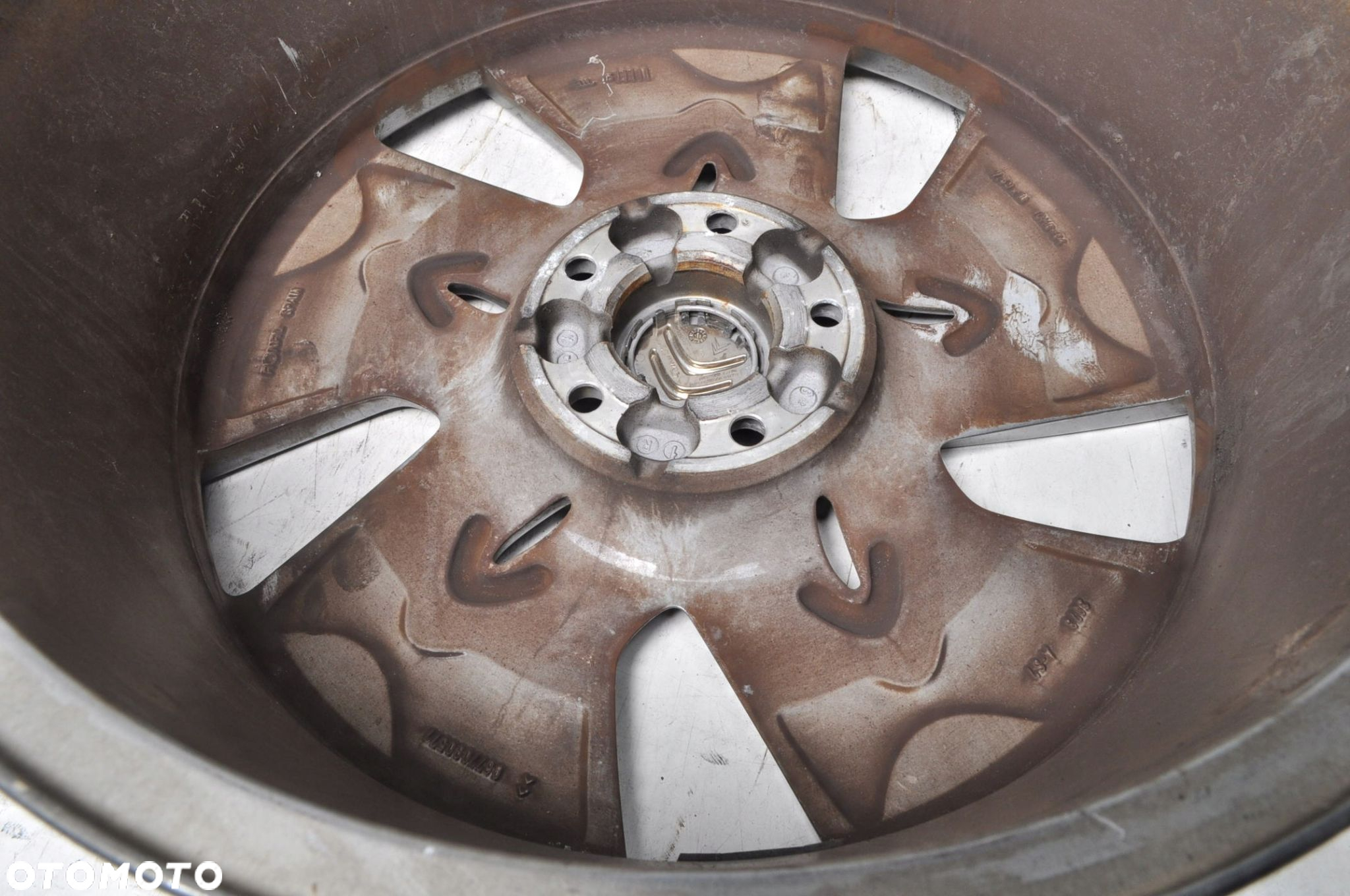 CITROEN C4 GRAND PICASSO FELGI ALUMINIOWE R18 7.5J 5X108 ET54 9677090577 - 14