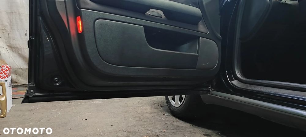 Audi A4 Limousine 1.6 - 22