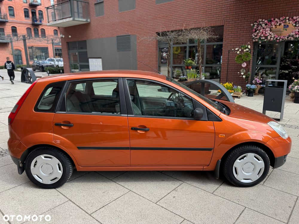 Ford Fiesta - 2