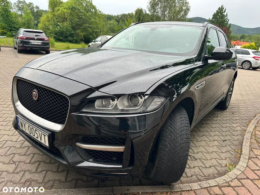 Jaguar F-Pace 2.0 i4D AWD R-Sport - 19