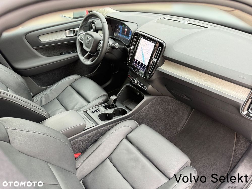 Volvo XC 40 - 29