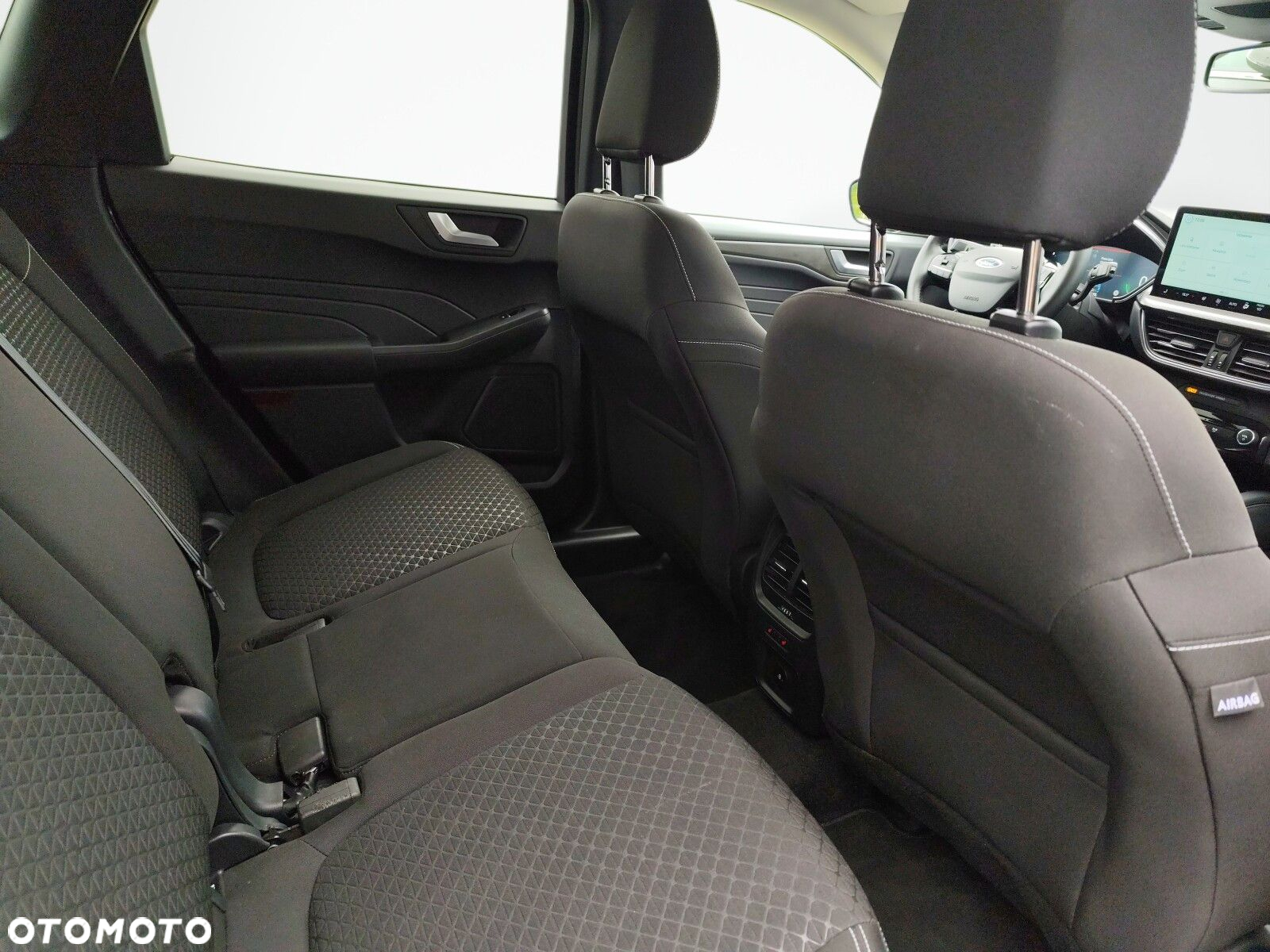 Ford Kuga - 18