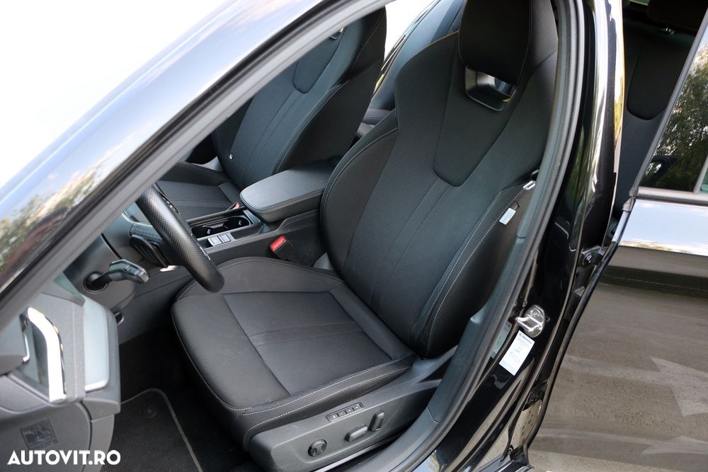 Skoda Octavia 2.0 TDI DSG Sportline - 8