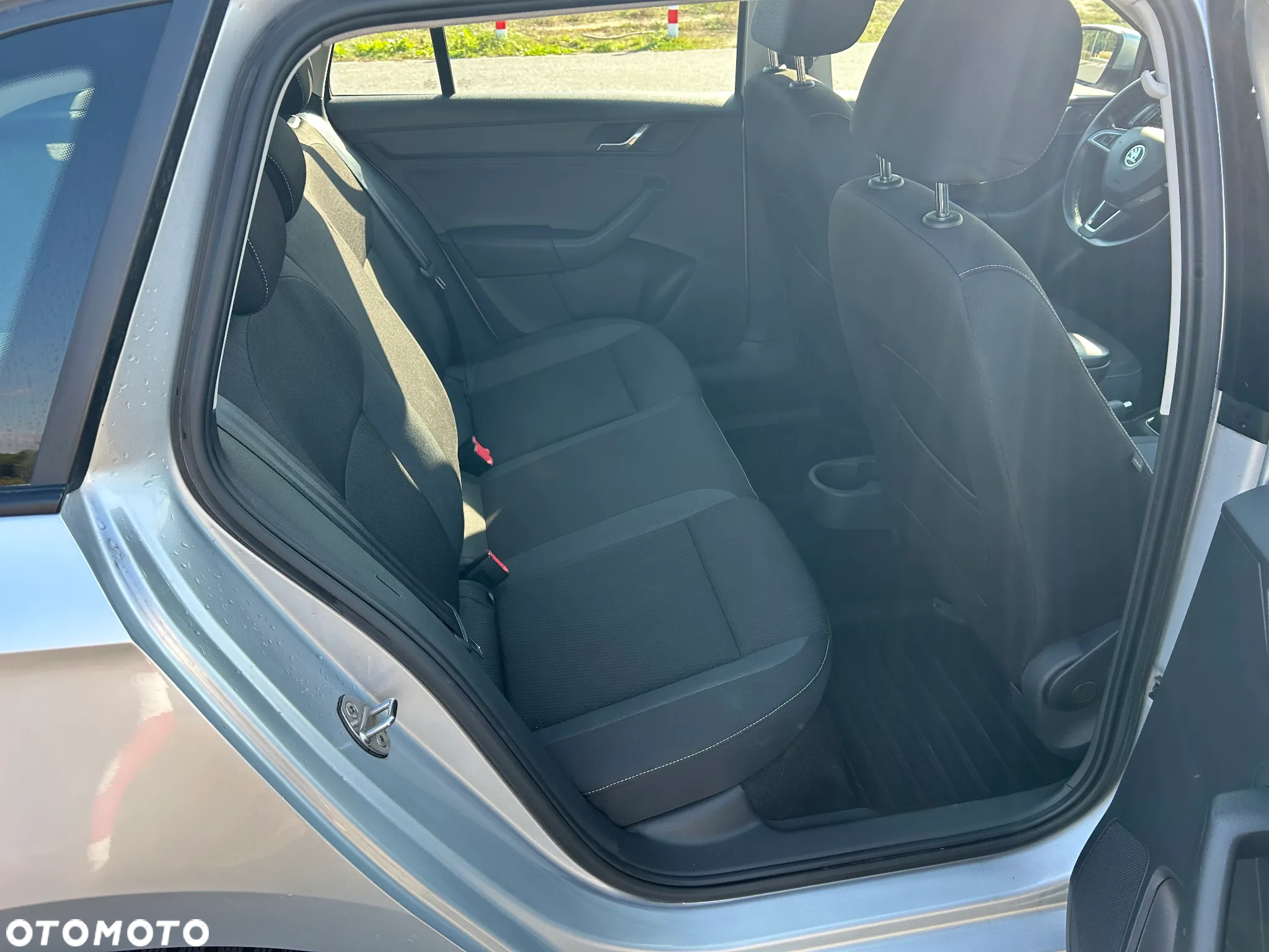 Skoda RAPID 1.6 TDI DPF Ambition - 16