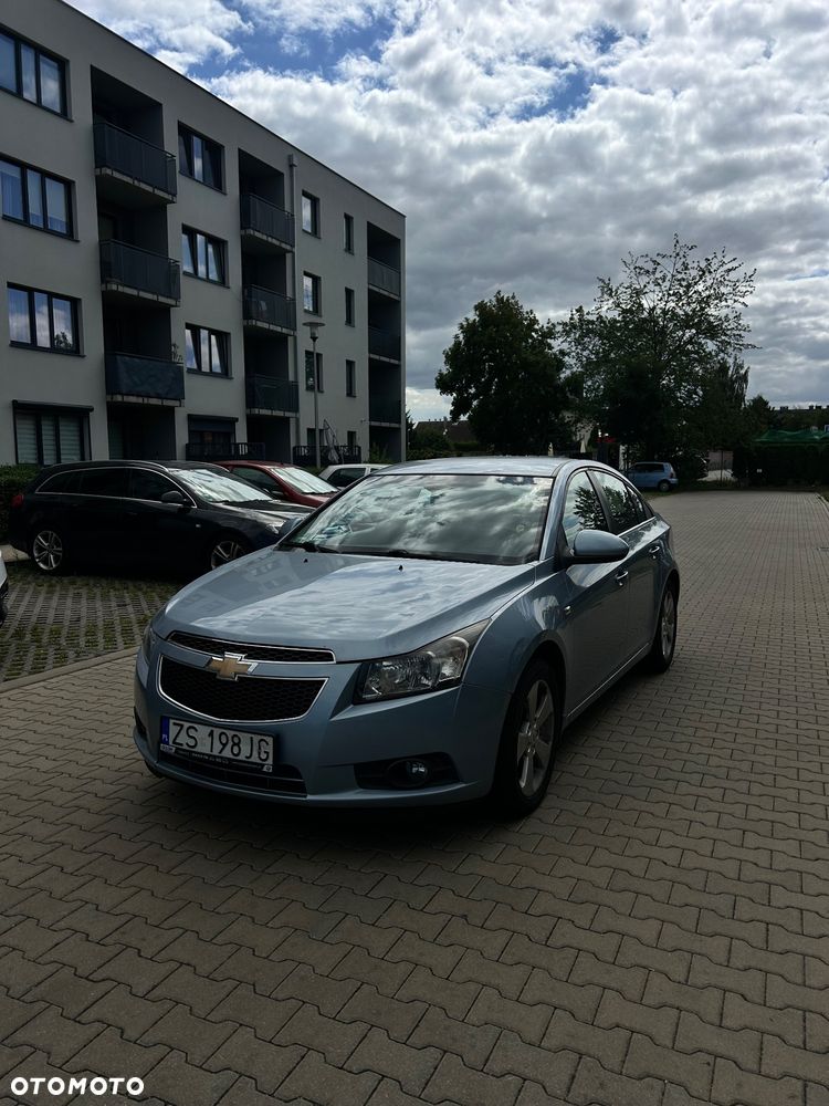 Chevrolet Cruze - 1