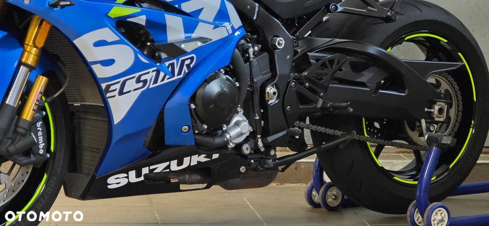 Suzuki GSX-R - 19