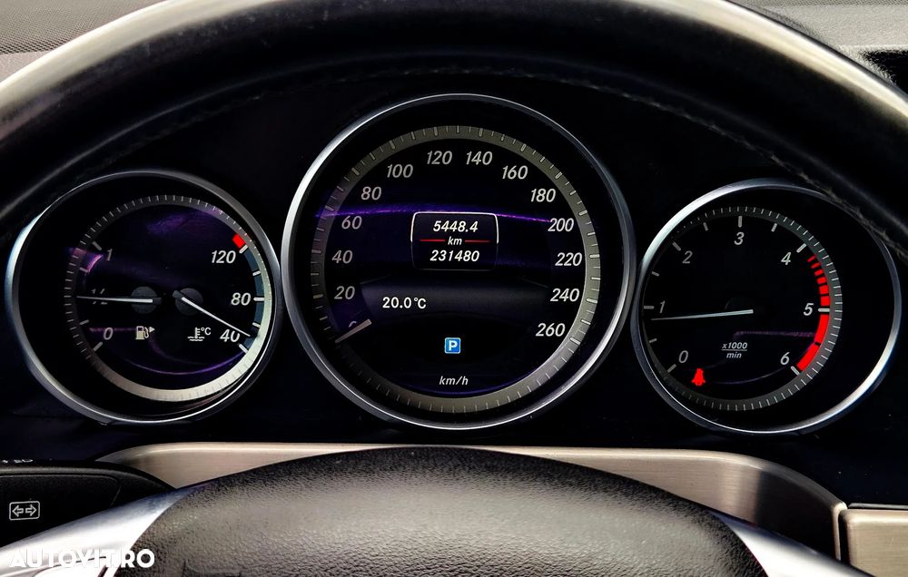 Mercedes-Benz E - 20