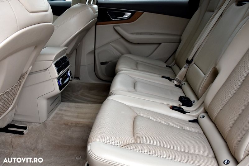 Audi Q7 3.0 TDI Quattro Tip - 16