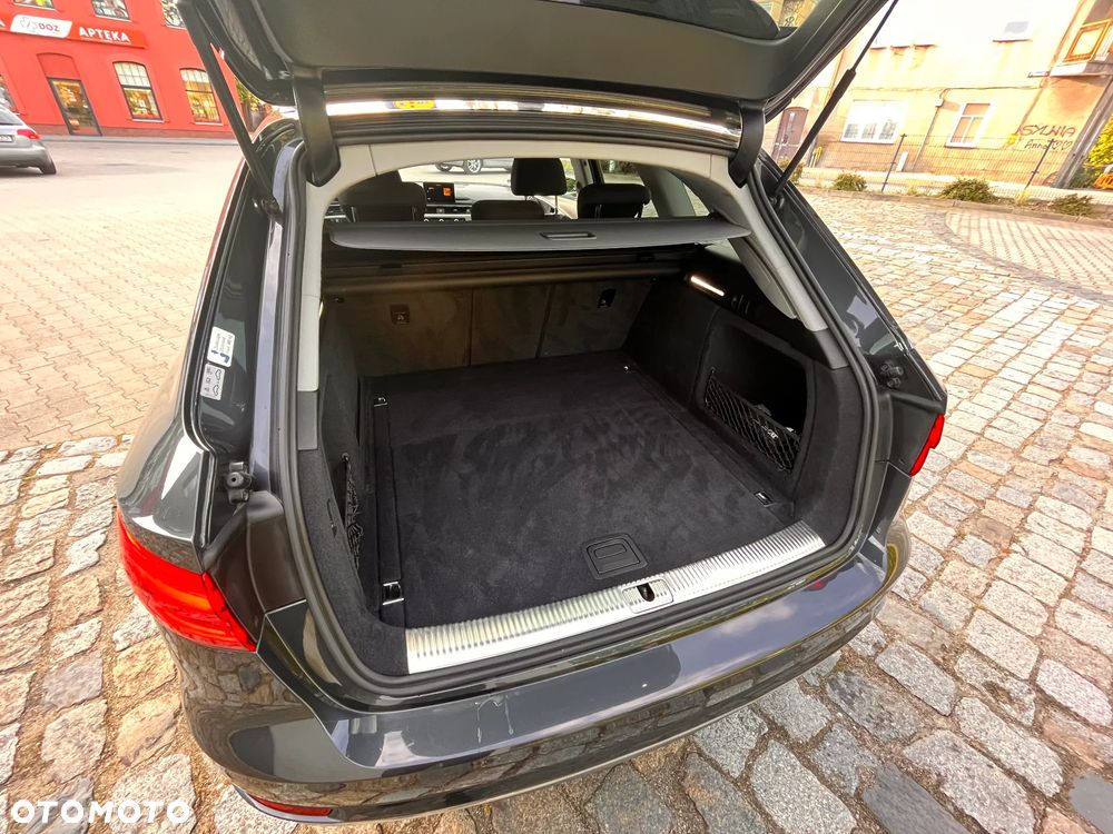 Audi A4 Avant 2.0 TDI - 8
