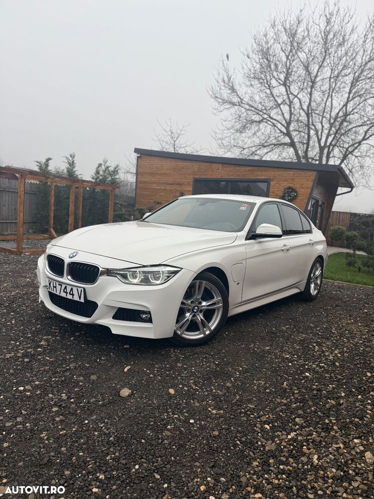 BMW Seria 3 330e iPerformance M Sport - 2