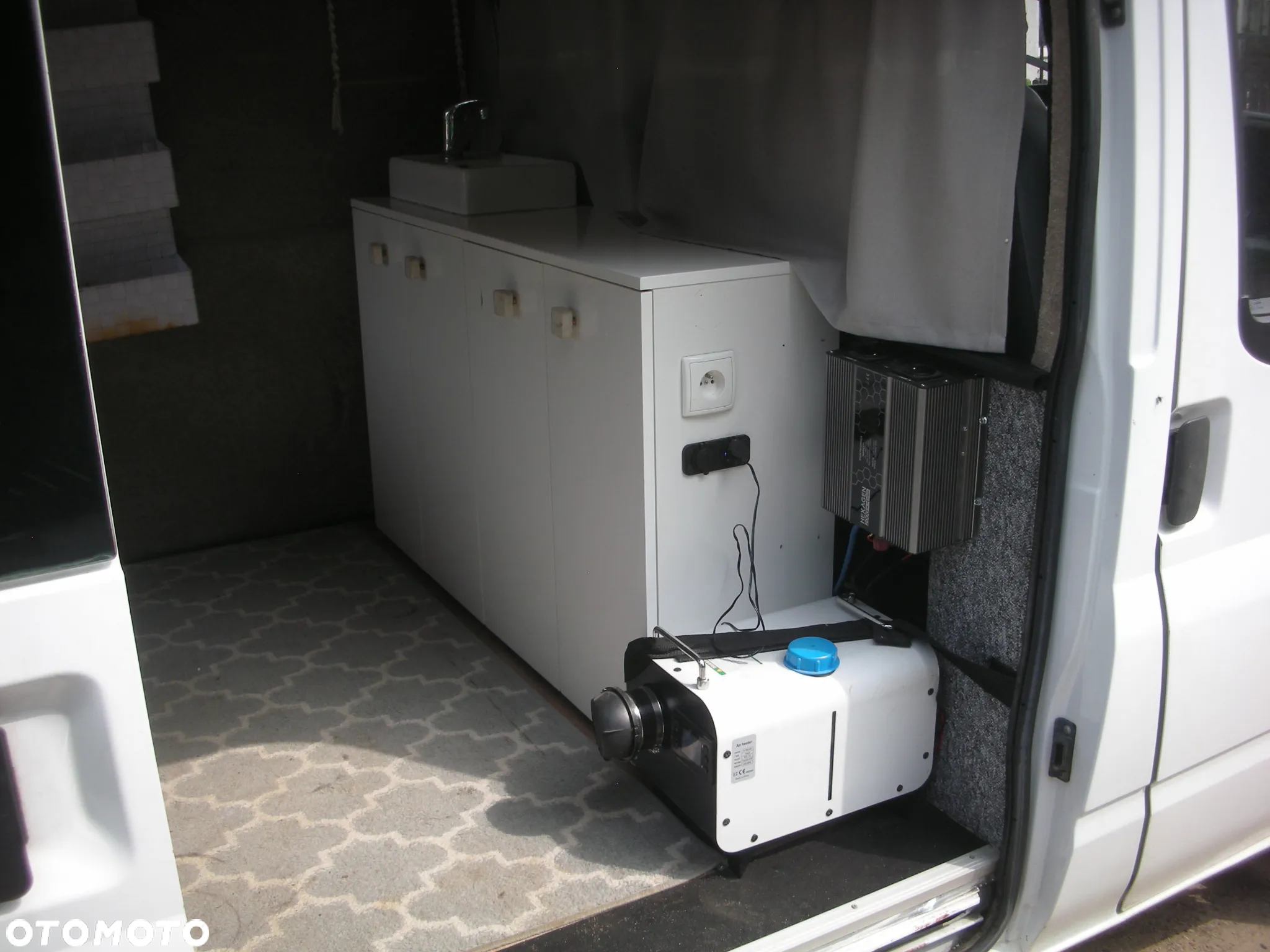 Ford Transit - 8