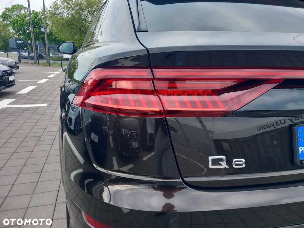 Audi Q8 - 9