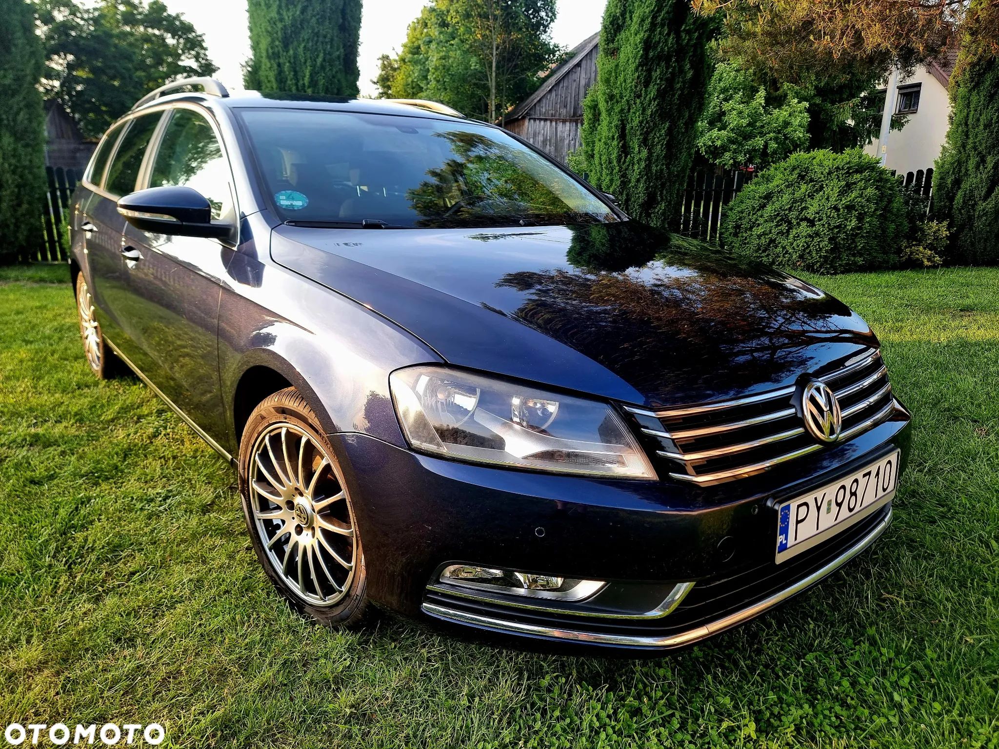Volkswagen Passat 1.6 TDI DPF BlueMot Highline - 1