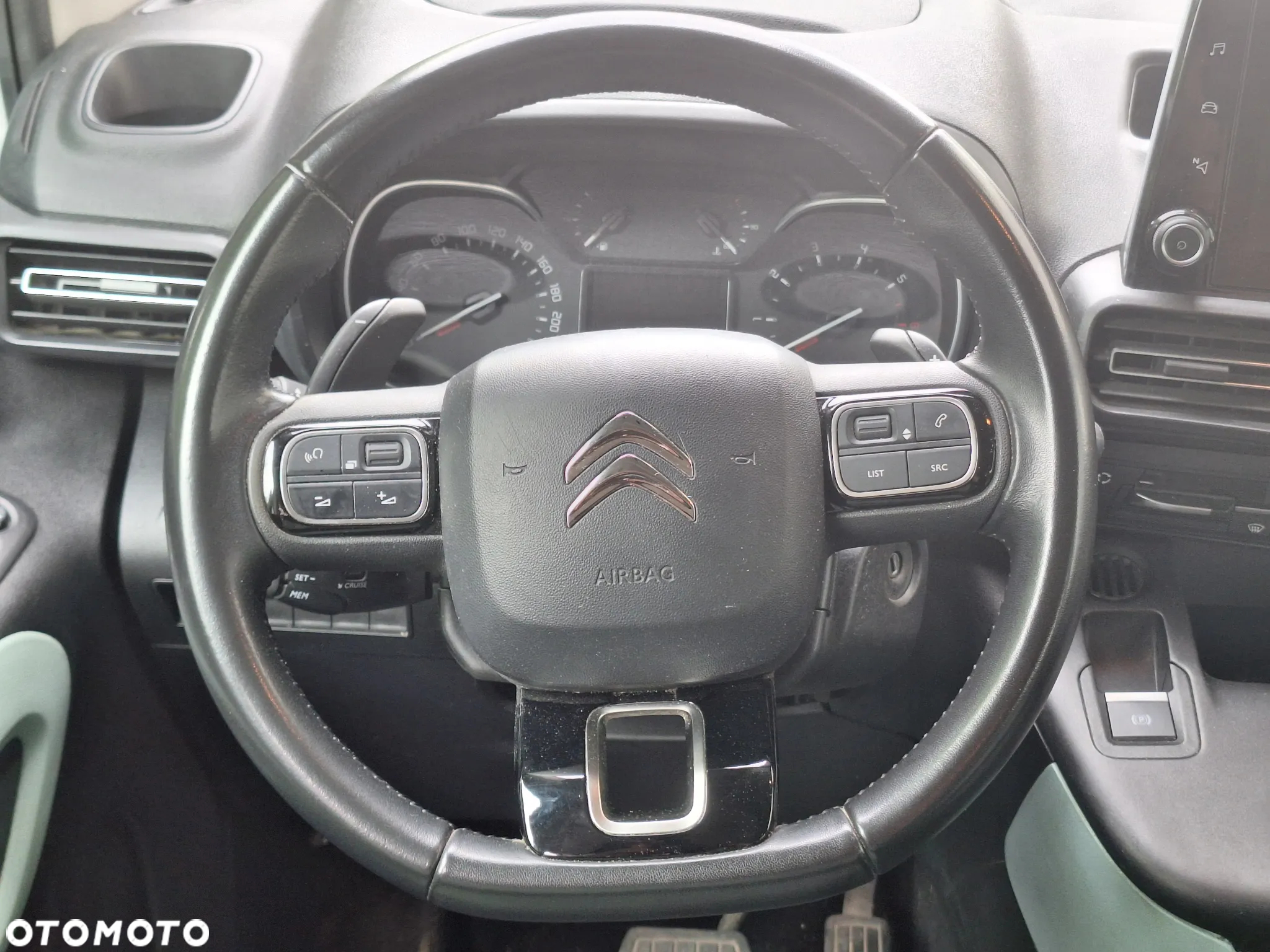 Citroën Berlingo M 1.2 PureTech Feel S&S - 11