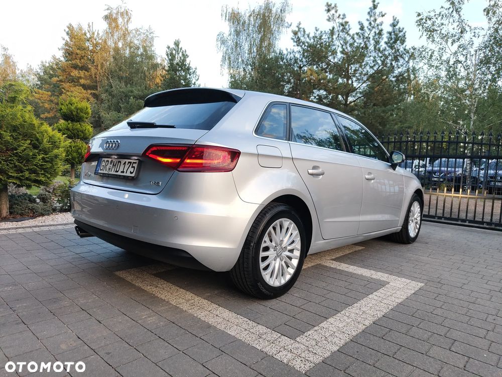 Audi A3 Sportback 1.4 TFSI S tronic Attraction - 24