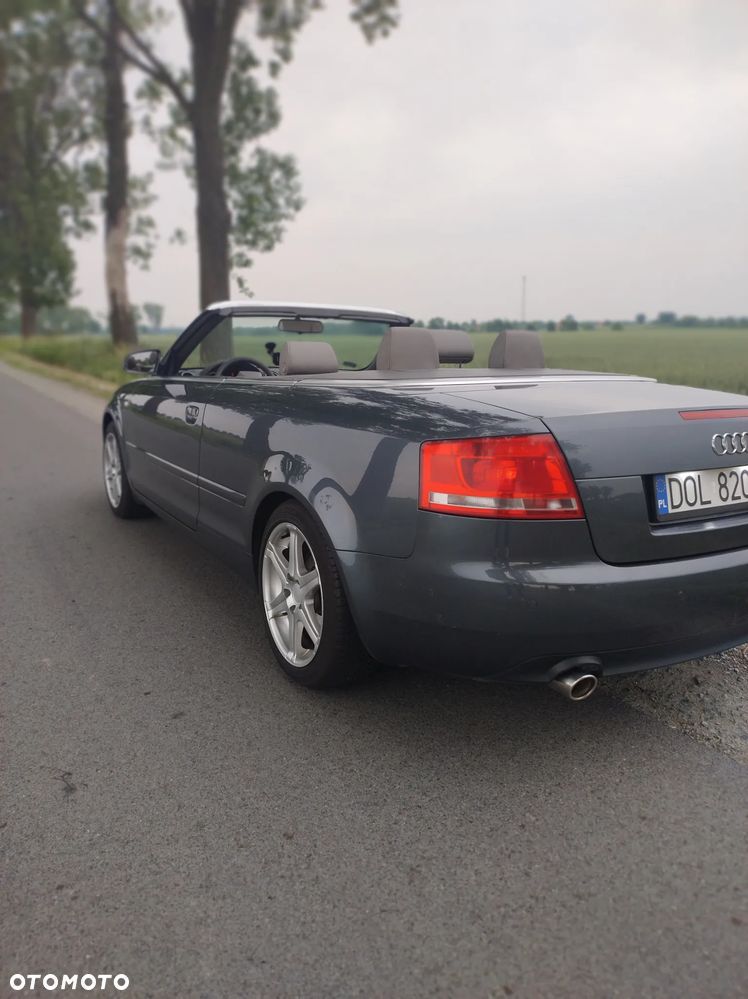 Audi A4 Cabrio - 1