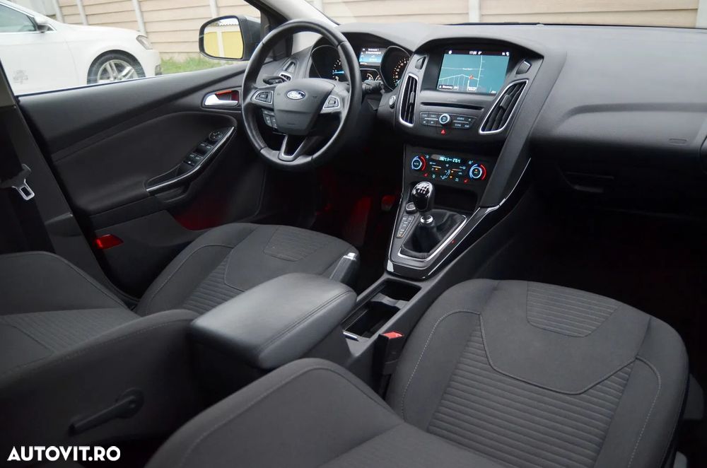 Ford Focus 2.0 TDCi Titanium - 12