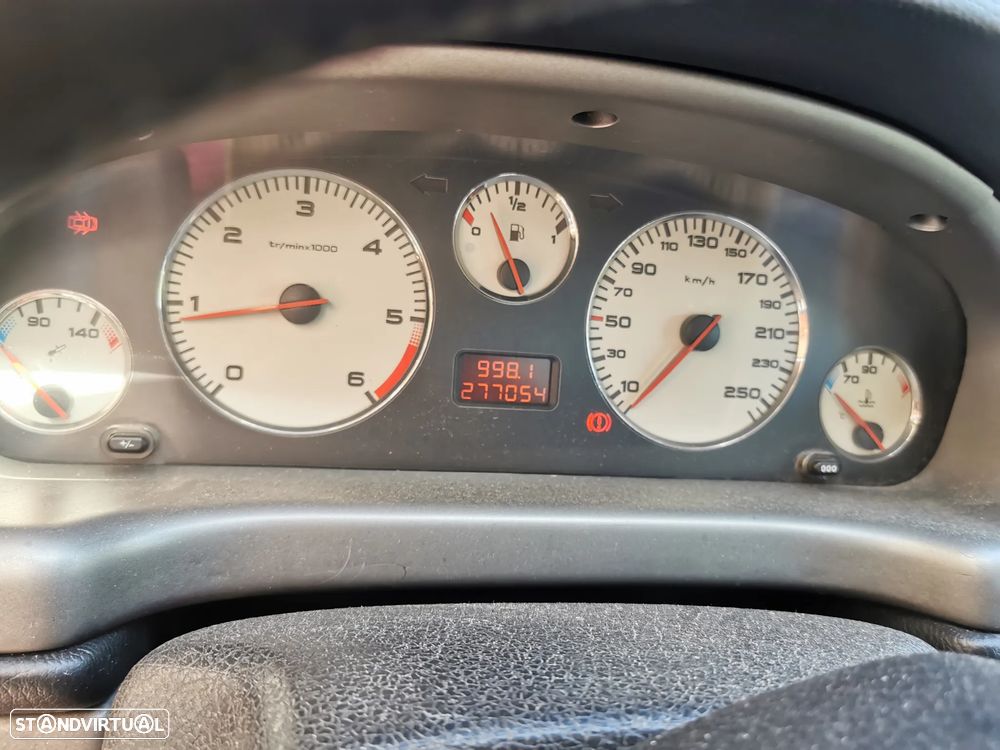 Peugeot 406 2.0 HDi SV - 4