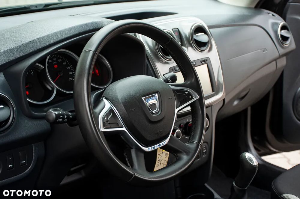 Dacia Sandero Stepway TCe 100 Prestige - 24