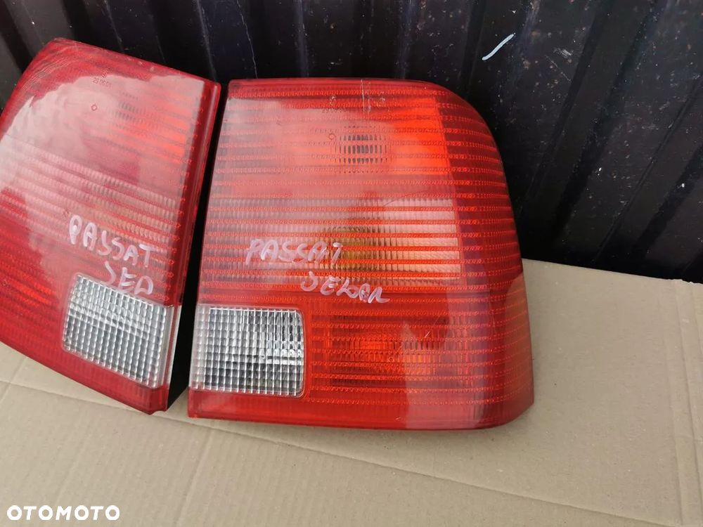 VW PASSAT B5 SEDAN LAMPY TYŁ TYLNE LAMPA PRAWA LEWA WYSYŁKA - 4