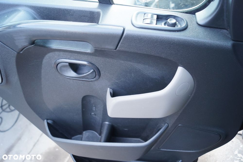 Renault Master - 16