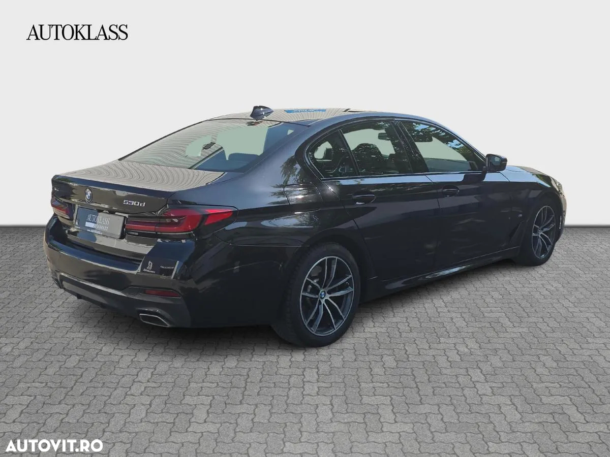 BMW Seria 5 530d xDrive AT MHEV - 5