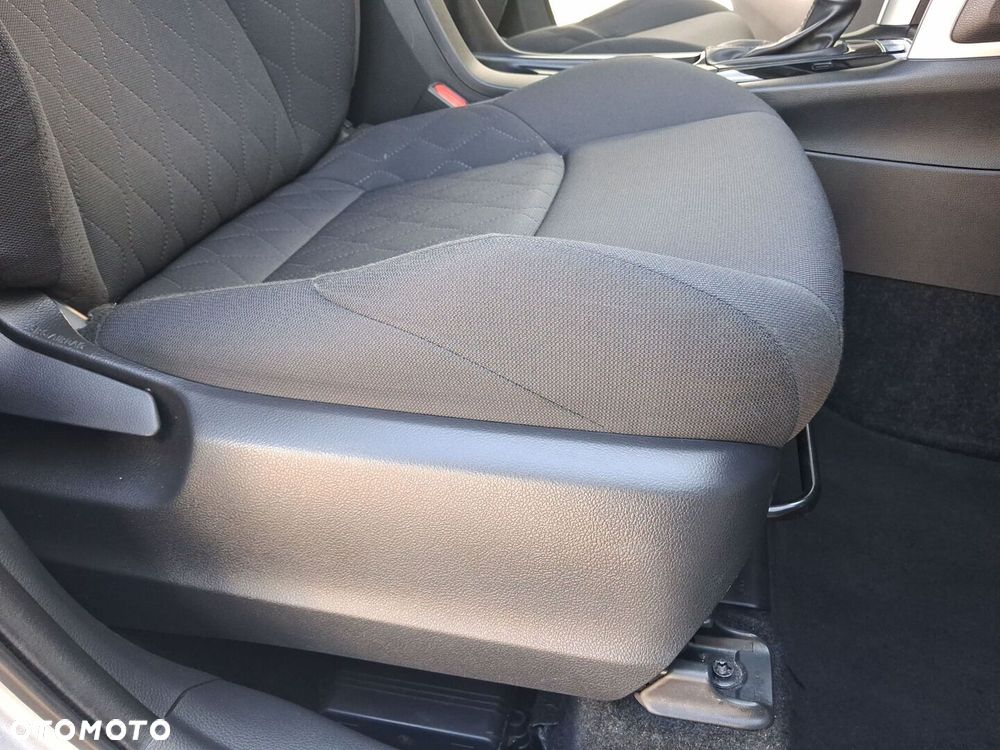 Toyota Corolla Cross - 26