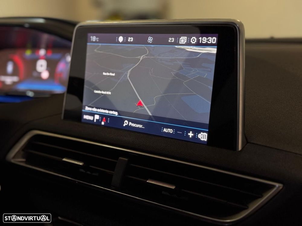 Peugeot 3008 1.2 PureTech Allure EAT8 - 13