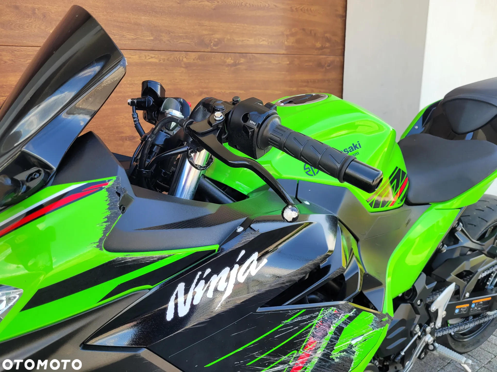 Kawasaki Ninja 400 - 19