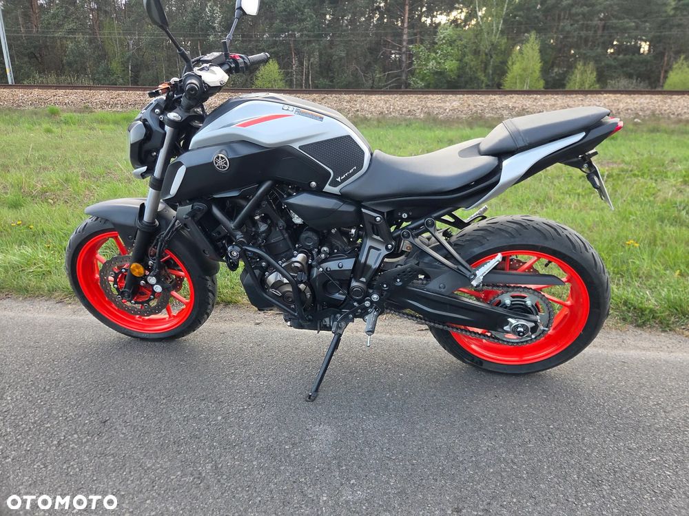 Yamaha MT - 3