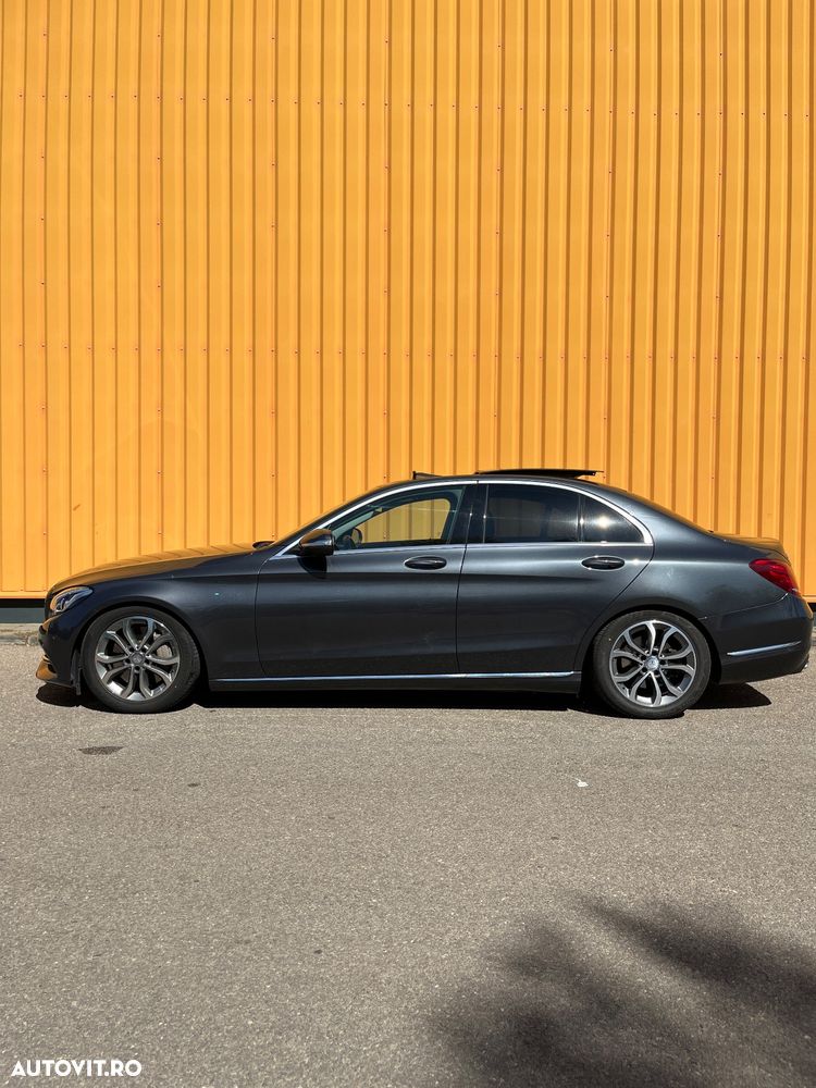 Mercedes-Benz C - 3