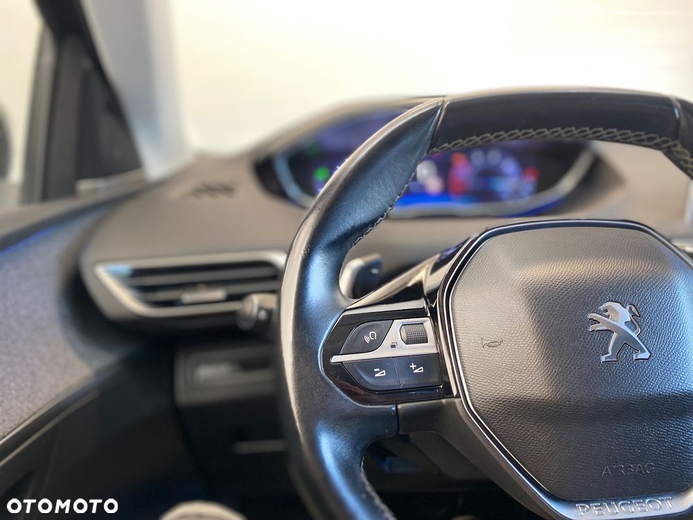 Peugeot 3008 BlueHDi 180 Stop & Start EAT8 Allure - 24