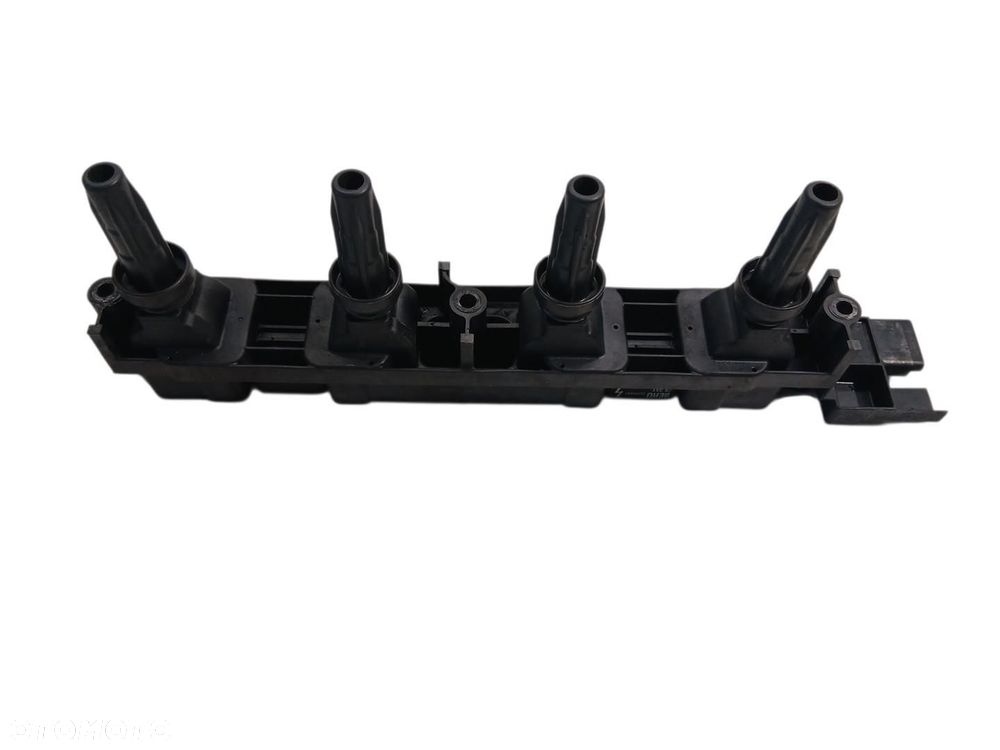 CEWKA ZAPŁONOWA PEUGEOT 407 2.2 16V 0040100351 - 2