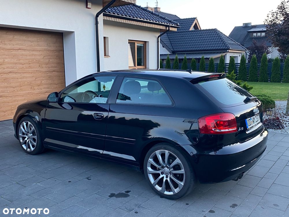 Audi A3 3-drzwiowe 2.0 TDI DPF (DSG) S tronic S Line Sportpaket plus - 12