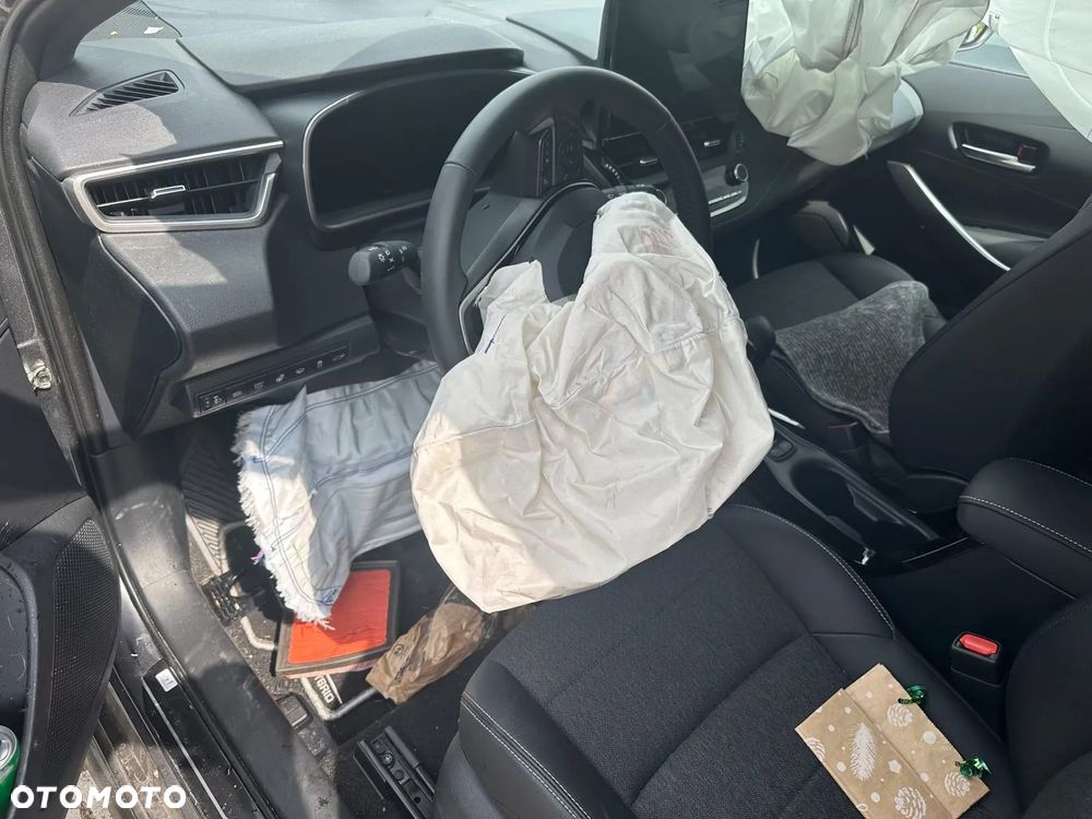 Toyota Corolla - 8