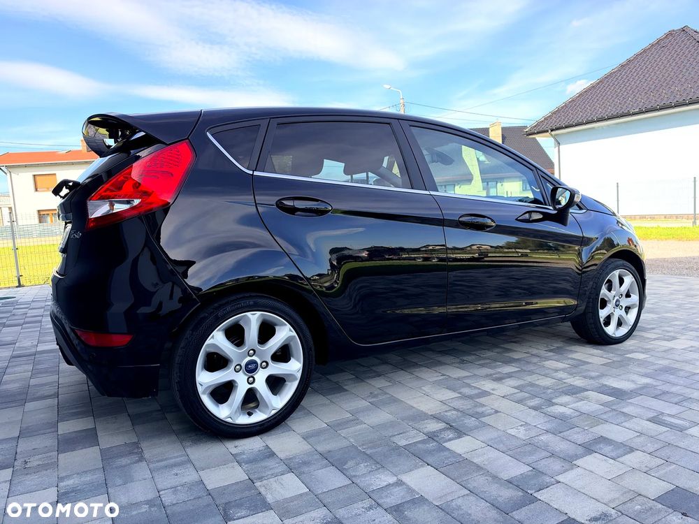 Ford Fiesta 1.4 Titanium - 20