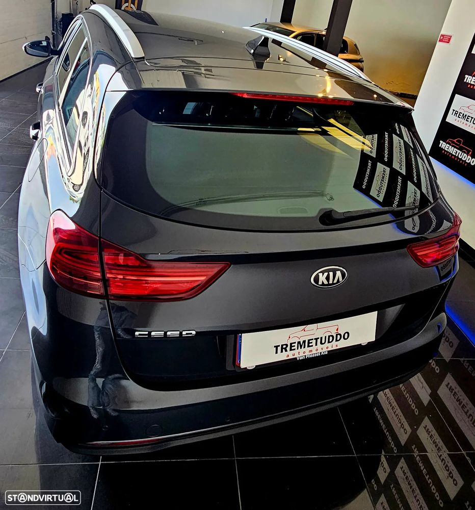 Kia Ceed SW 1.6 CRDi Drive+SRF 7DCT - 6
