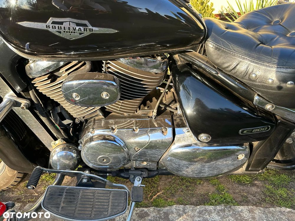 Suzuki VL 800 Volusia - Boulevard C50 - 7