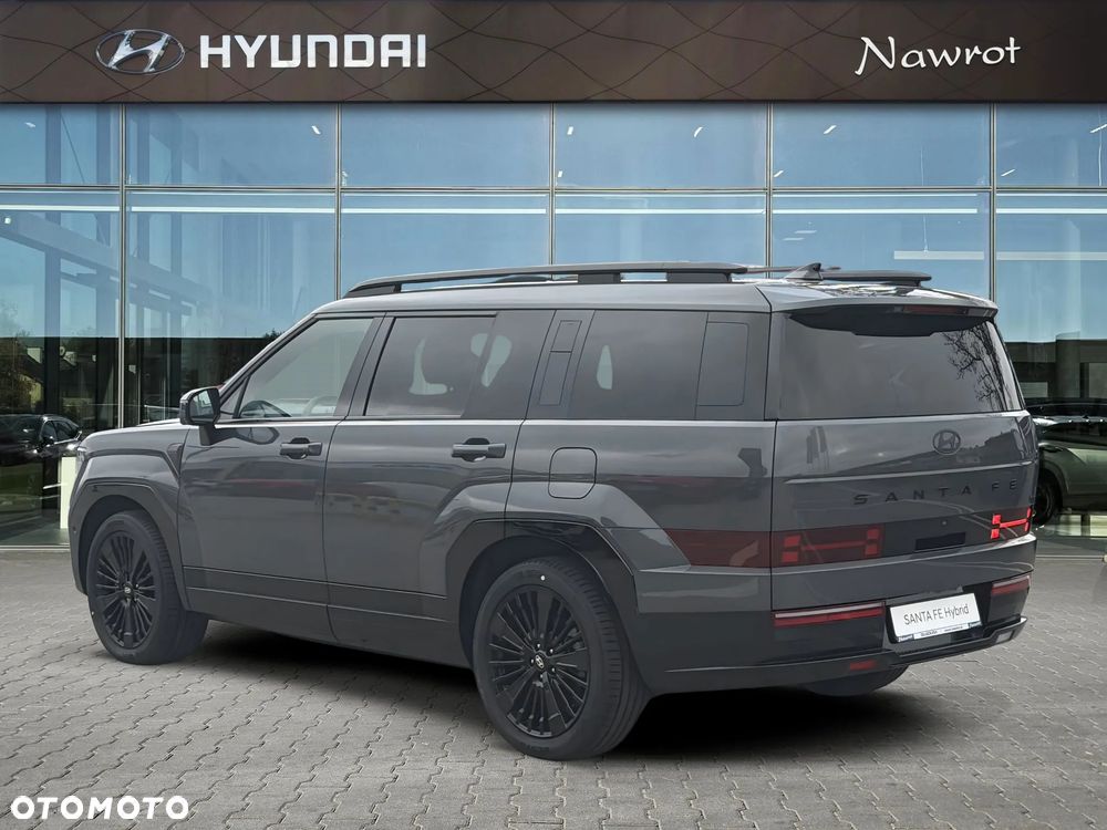 Hyundai Santa Fe - 4
