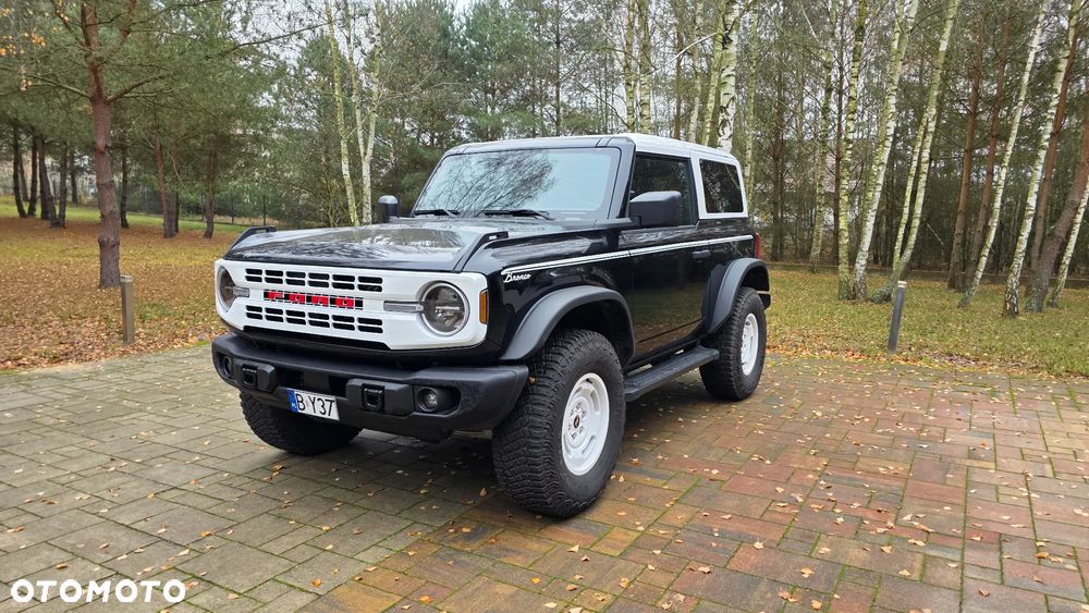 Ford Bronco - 6