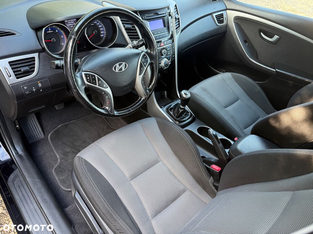 Hyundai i30 - 22